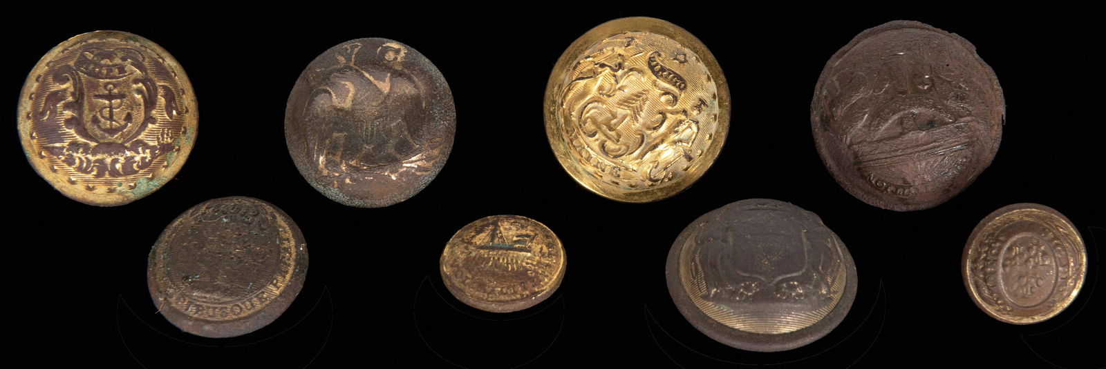 [CIVIL WAR]. A group of 8 Confederate and Union button reli... (1 of 1)