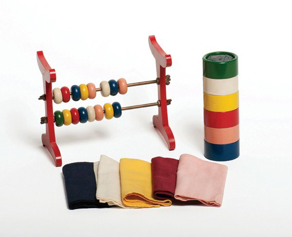 Nic's Napkins. LA, F.G. Thayer & Co., ca.1930: Nic's Napkins. Los Angeles, F.G. Thayer & Co., ca. 1930. Six colored napkins are removed from similarly-colored napkin rings. The rings are stacked, and the napkins are placed in a borrowed hat. A spe