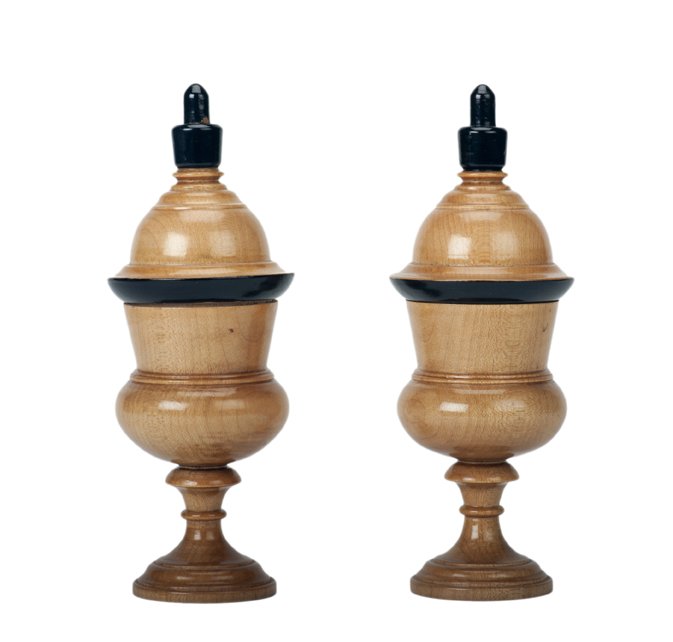 Color Changing/Passe Passe Ball Vases. J. McKinven: Color Changing/Passe Passe Ball Vases. Lake Forest, John McKinven, ca. 1990. Two solid balls, one red and one white, are placed in apparently empty wooden vases. At the magician’s command, they tran