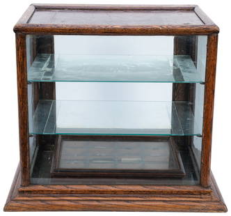 Elliott Pen Nibs in Countertop Display Case. Group of over ...: Elliott Pen Nibs in Countertop Display Case. Group of over 50 vintage pen nibs, housed in wooden box with glass top and hinged lid. Box is housed in a countertop display case with base, two glass shel