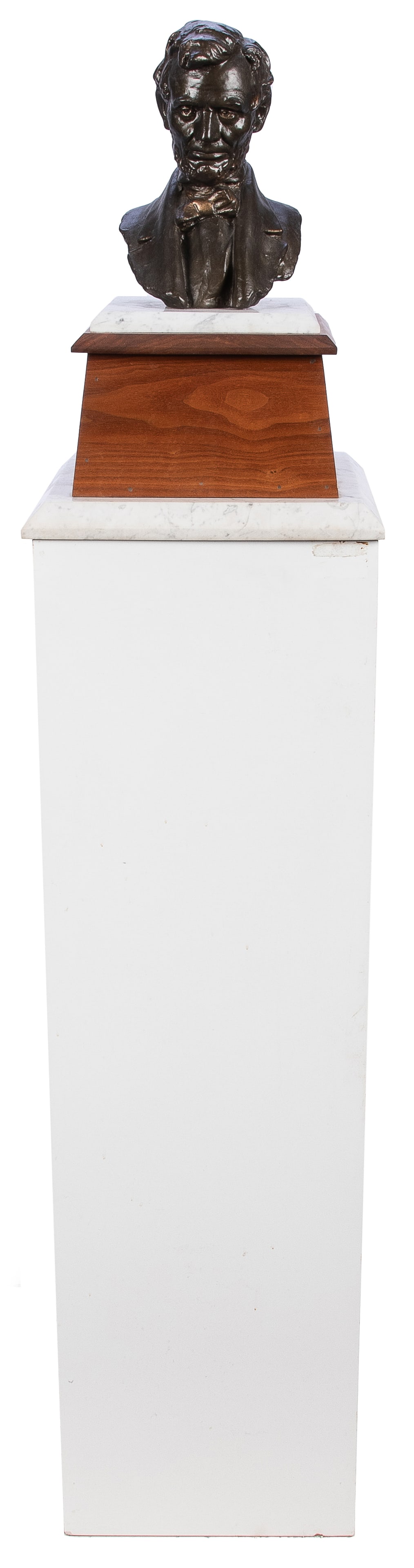 Abraham Lincoln Bust. (1 of 2)