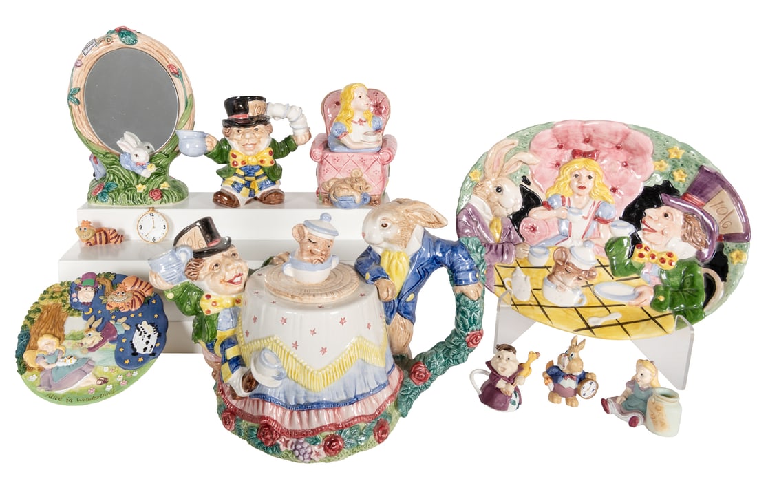 [FITZ AND FLOYD]. A group of five porcelain or pottery sets... (1 of 1)