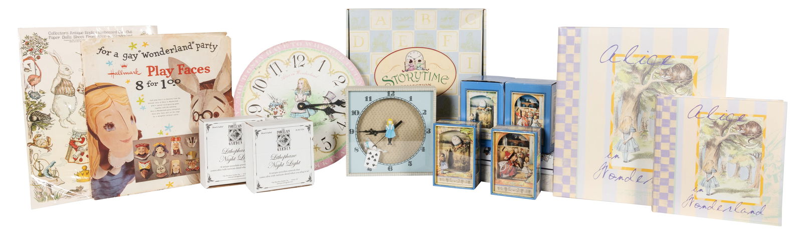 A group of over 10 Alice in Wonderland assorted collectible... (1 of 1)