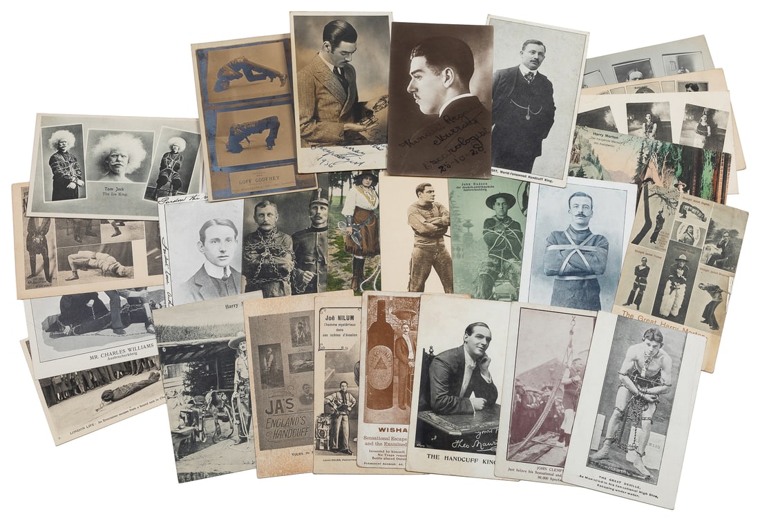 [ESCAPE ARTISTS] Collection of Vintage Escape Artists’ Post... (1 of 3)
