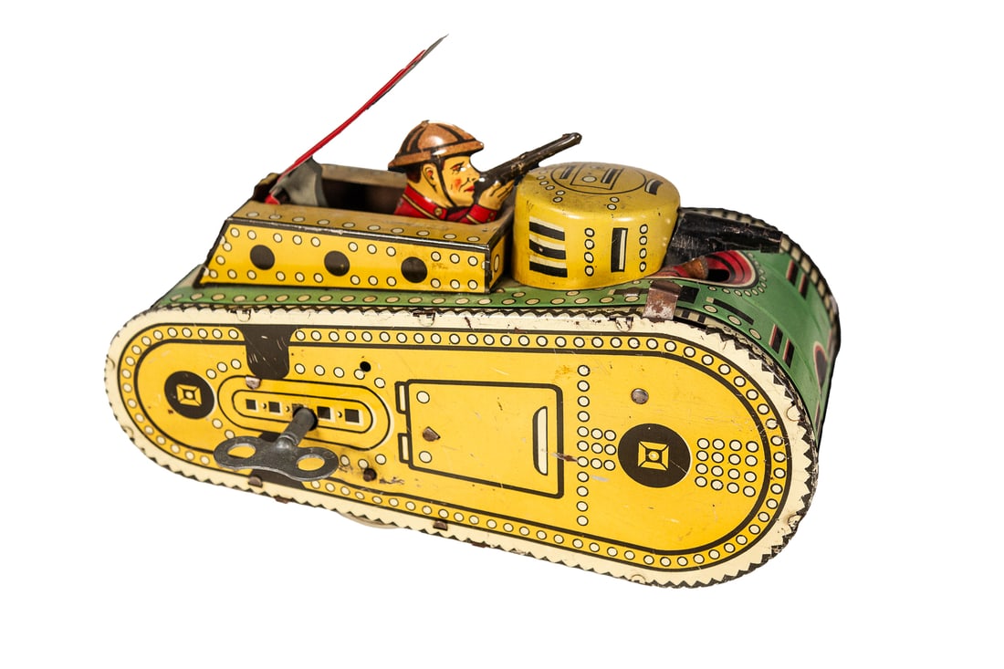 Marx Army Wind-Up Mechanical Tank Toy. 1940s. Handsome tin ...: Marx Army Wind-Up Mechanical Tank Toy. 1940s. Handsome tin litho WWII inspired mechanical tank tin toy in bright yellow color and good detail design, produced by Marx Toys. Operates when wound and rel