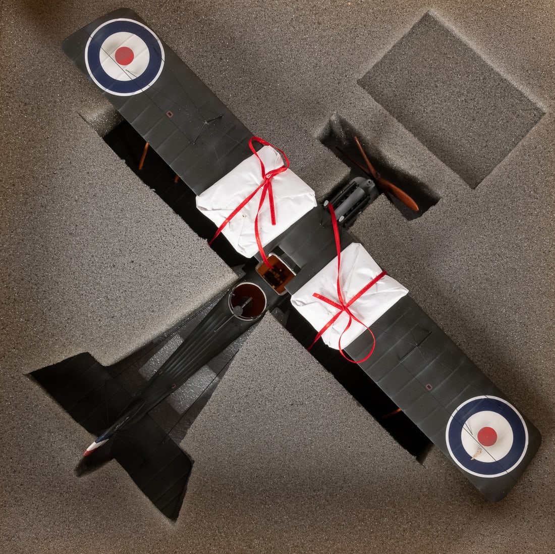 Thomas Gunn Miniatures RE8 “Harry Tate” Model Airplane. 1:3... (1 of 1)