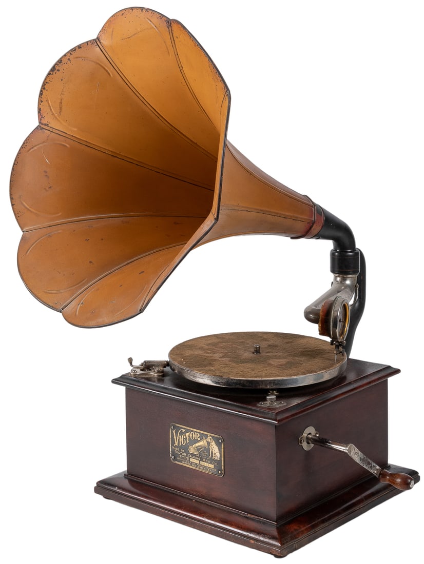 Victor Model O Gramophone. Camden: Victor Talking Mch. Co.,... (1 of 3)