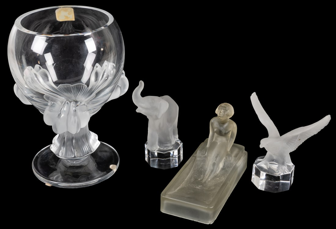 Lalique “Bagheera” Crystal Vase, Goebel Crystal Animals, an...: Lalique “Bagheera” Crystal Vase, Goebel Crystal Animals, and Paperweight. Includes: “Bagheera” vase with frosted claws and clear glass, signed Lalique/France underside, retains