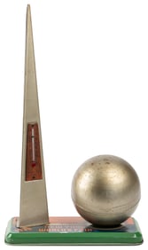 [THERMOMETER]. 1939 New York World’s Fair Trylon and Perisp...