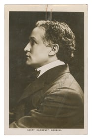 HOUDINI, Harry (Erik Weisz, 1874 – 1926). Real Photo Portra...