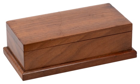 Latest Cigarette Production Box. London: Davenports, 1940s....