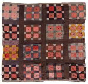 [ANTIQUE QUILT] “Nine Patch” Variation Comforter. Circa 194...