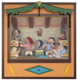 Snow White Old King Cole Animated Display: Dwarfs Beds. Can...
