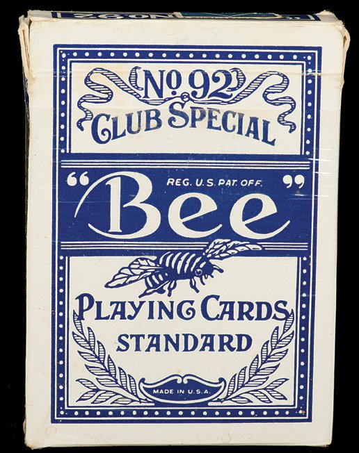 Cardini’s Instanto deck.: Cardini’s Instanto deck. Deck of blue Bee back poker-size cards specially cut by Cardini. With the specially prepared pack, the magician can instantly cut to or locate any card freely called for by 