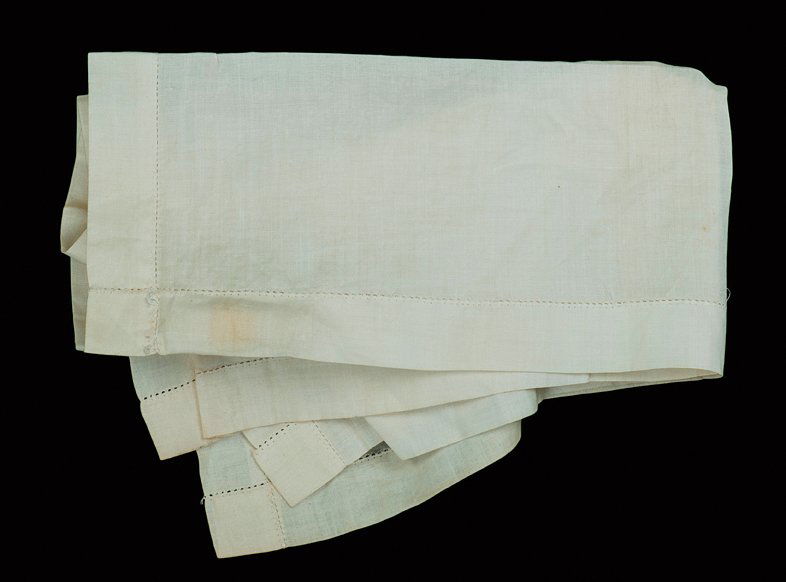 Jarrow’s Bill in Lemon gimmicked handkerchief: Jarrow, Emil. Jarrow’s Bill in Lemon gimmicked handkerchief. Gimmicked white pocket handkerchief used by the vaudeville magician/strongman/comedian in his performance of the Bill in Lemon trick, wit