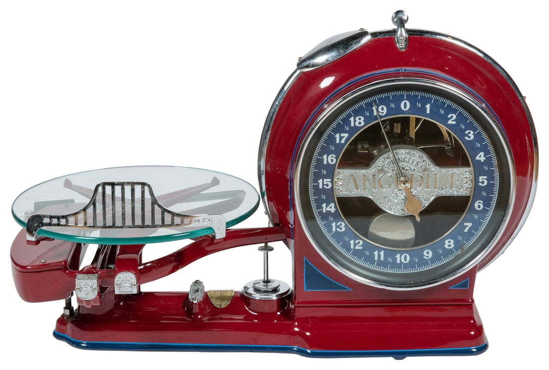 Angldile Springless Grocery Scale. Painted cast iron and gl... (1 of 2)