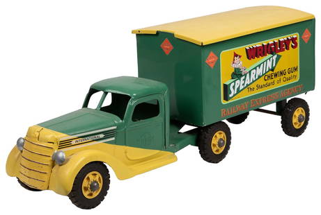 Buddy L Wrigley’s Spearmint Gum Delivery Truck. Pressed ste...: Buddy L Wrigley&#8217;s Spearmint Gum Delivery Truck. Pressed steel delivery truck toy. Restored. Length 24 &#189;&#8221;.