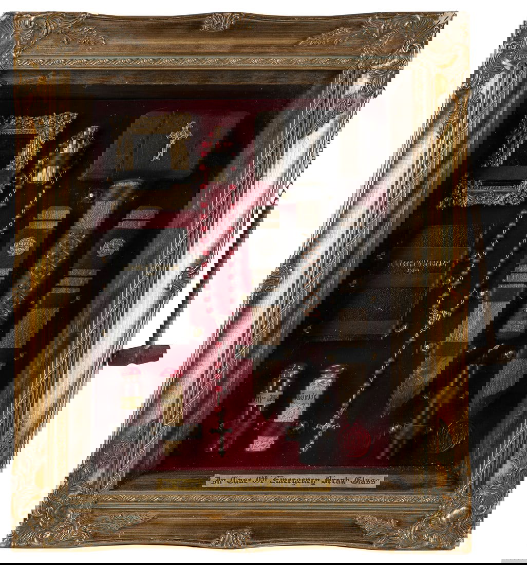 [VAMPIRE SLAYING KIT]. JONES, Price and Melissa. Vampire Sl... (1 of 3)