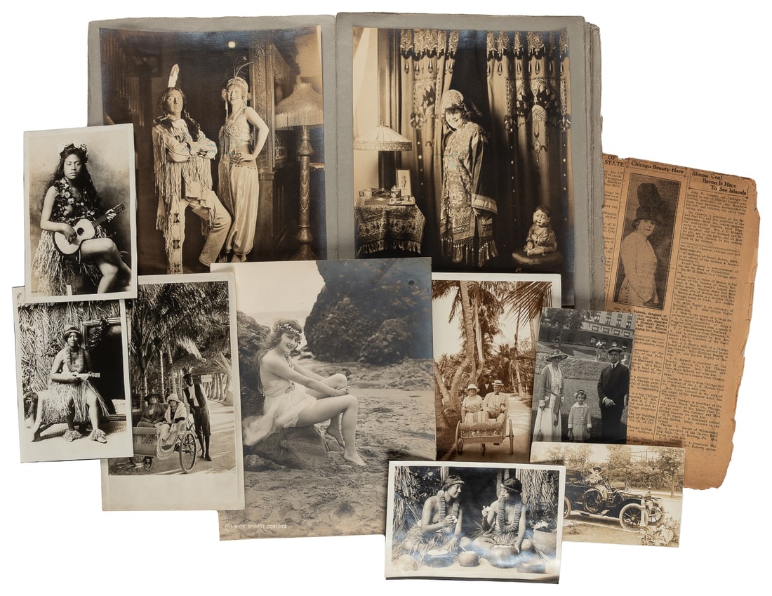 Album of 11 photographs of a vaudeville / theater troupe, a... (1 of 1)