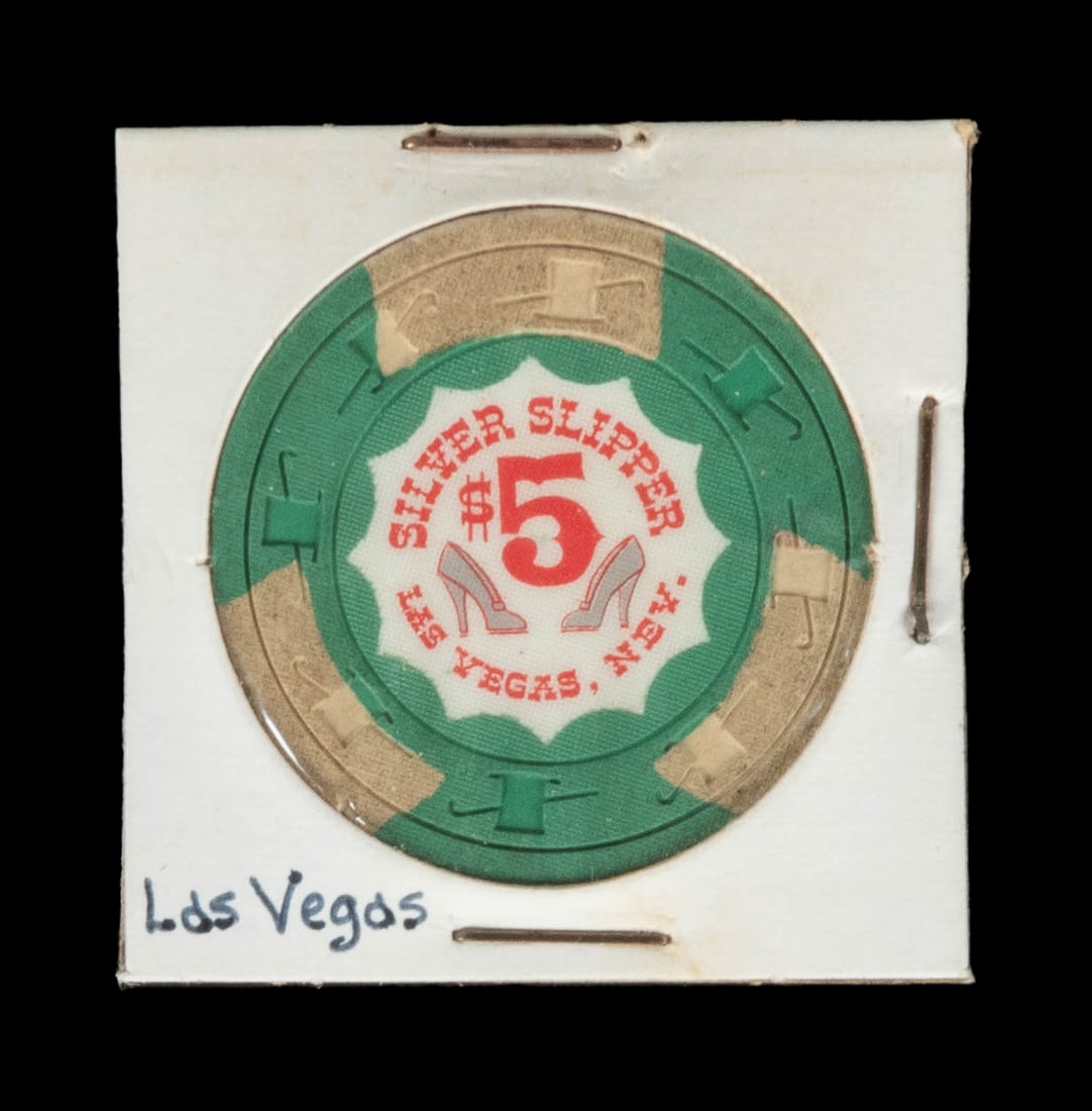 Silver Slipper Las Vegas $5 Casino Chip. 4th issue. Green w... (1 of 2)