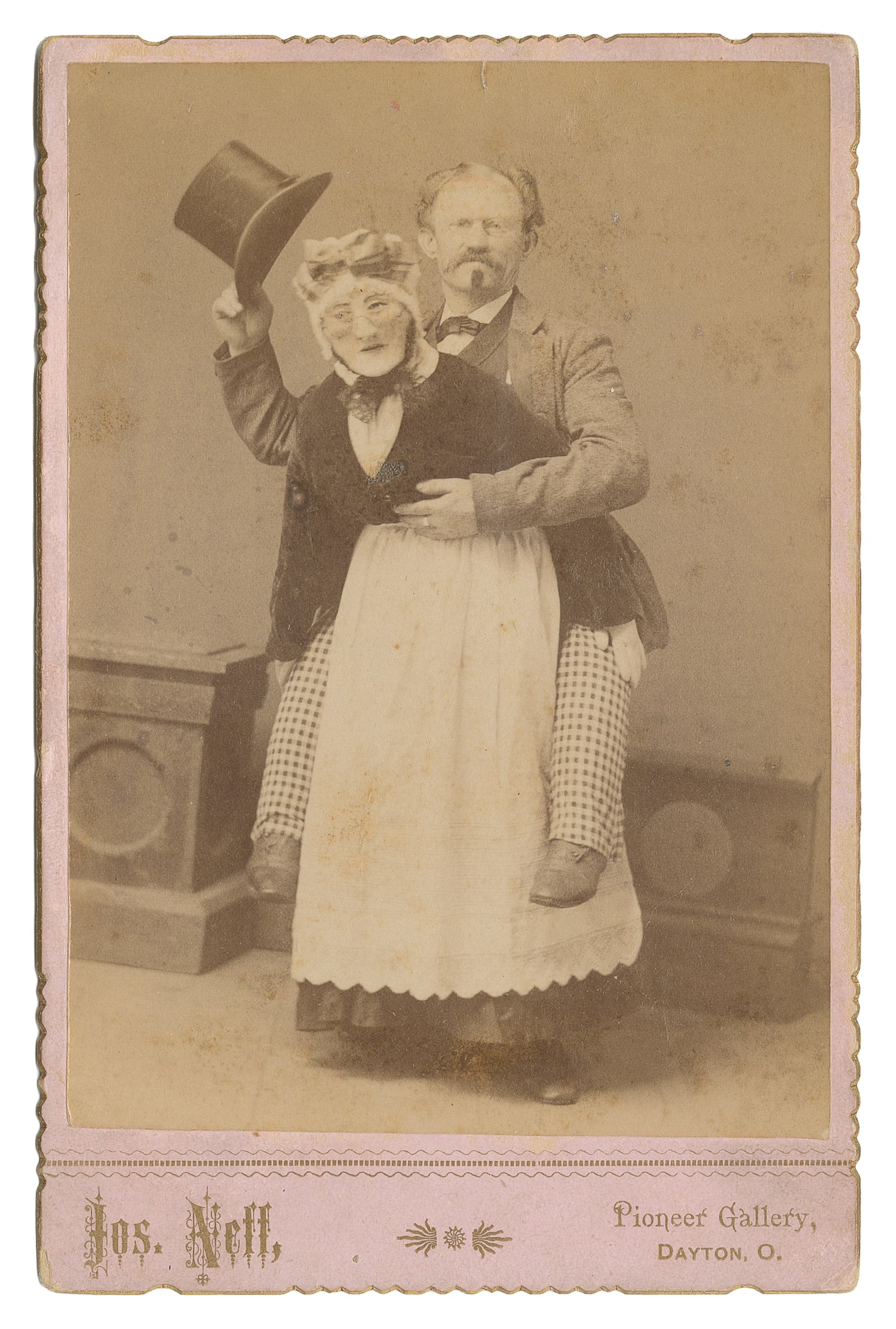 Cabinet photo of a comedy performer. (1 of 1)