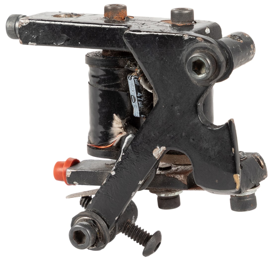 Jonathan Shaw's Fun City Tattoo machine. - 2