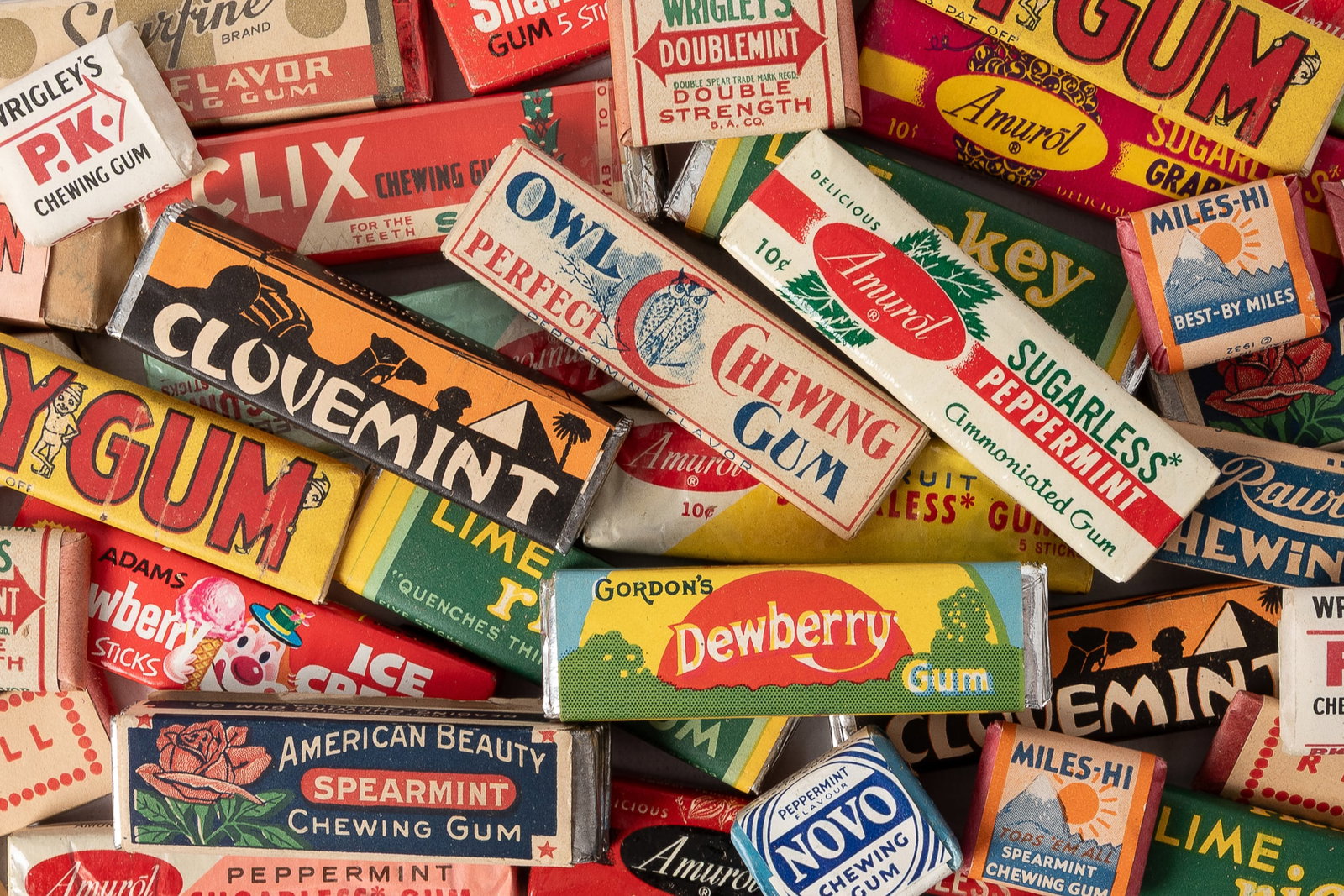 Assortment of new old stock chewing gum. (1 of 2)