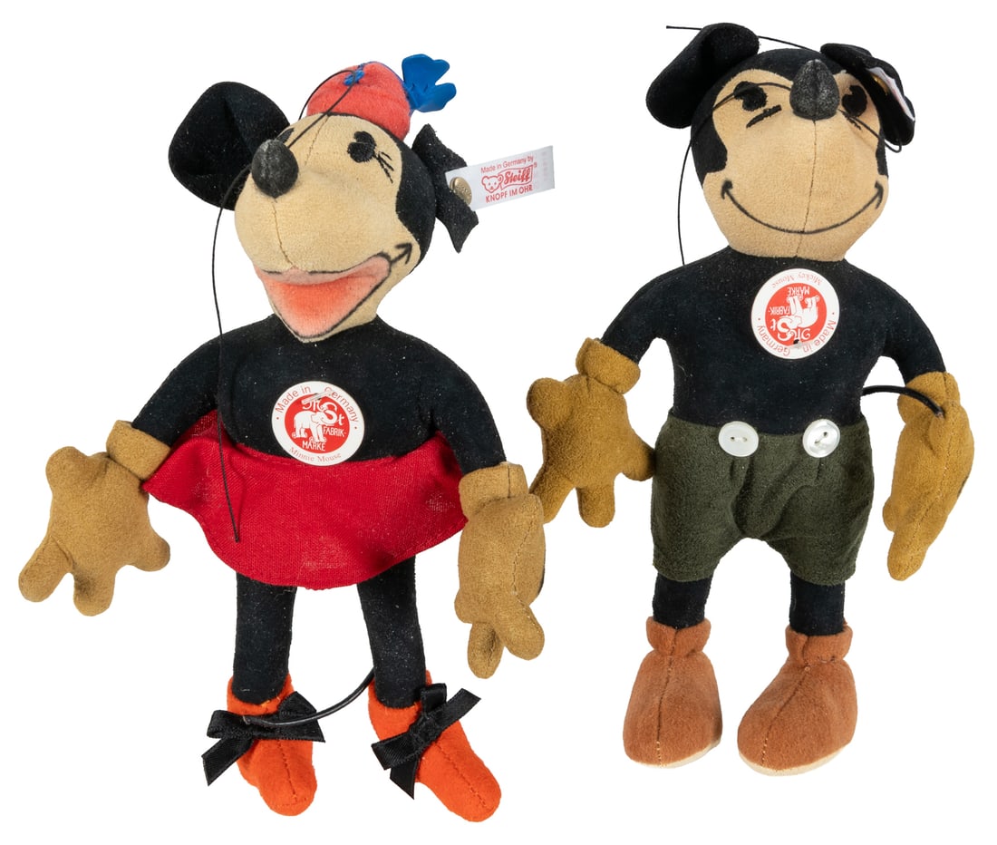 Steiff Mickey Mouse and Minnie Mouse 2007 Limited Edition.: Steiff Mickey Mouse and Minnie Mouse 2007 Limited Edition. EAN 676864 and 676857. Both are #7 from editions of 1,000.Height 7".Without boxes.
