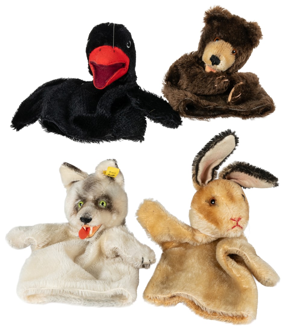 Steiff collection of 17 vintage puppets. (1 of 3)