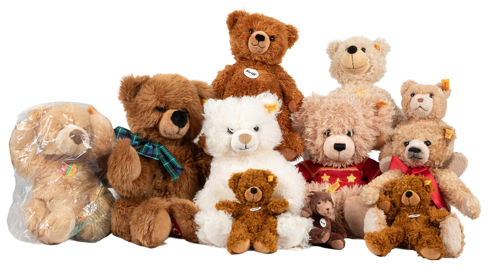 Steiff group of 11 plush bears. (1 of 1)