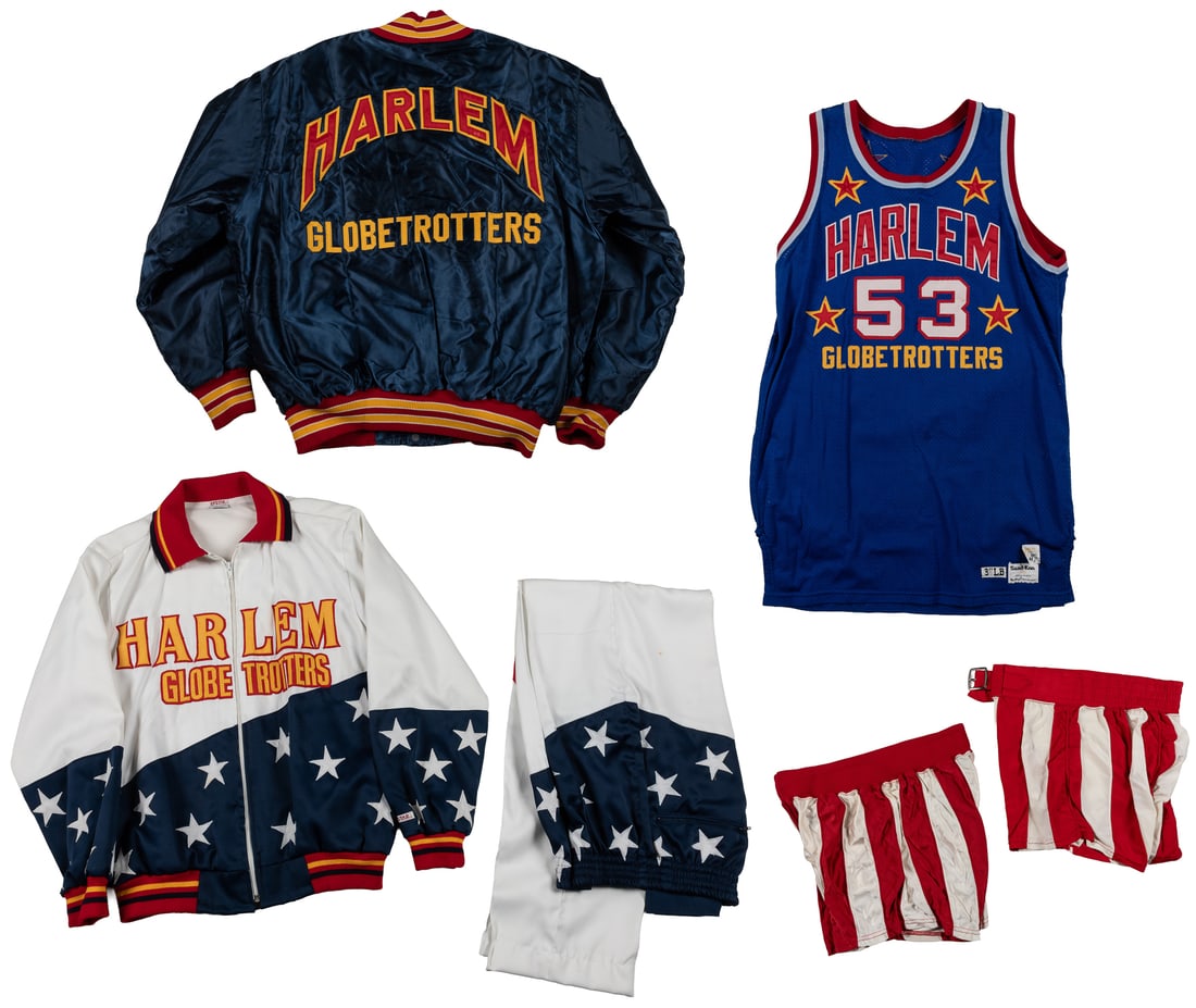 Harlem Globetrotters Dedrick Reffigee uniform, with shorts and warm-ups. (1 of 8)