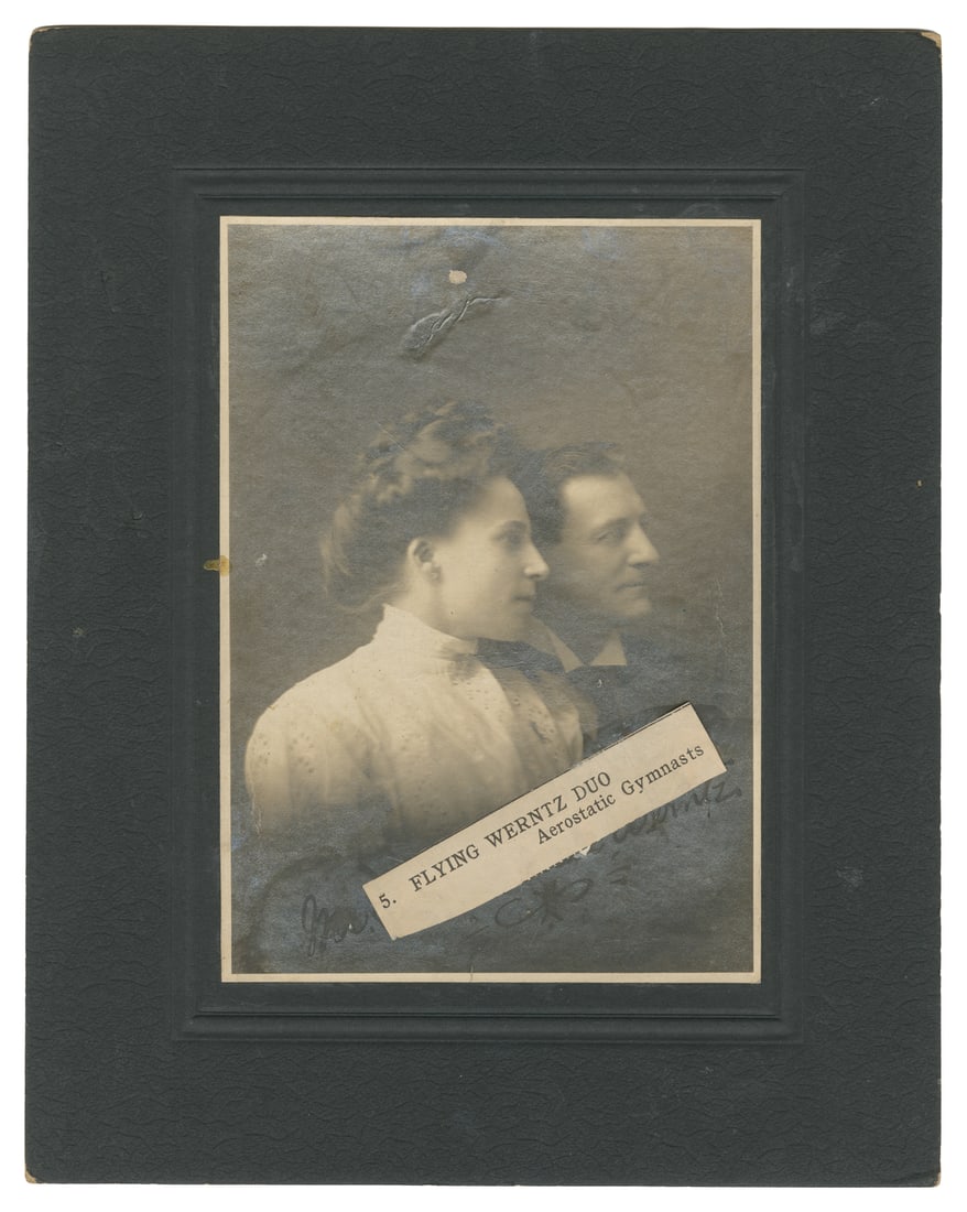 Mead and Mayme Werntz, "The Flying Werntz Duo" Portrait. Late 19th/early 20th century.: Mead and Mayme Werntz, "The Flying Werntz Duo," Portrait. U.S., early 20th century. Black-and-white photograph featuring the husband and wife areostatic gymnasts, whose performances included