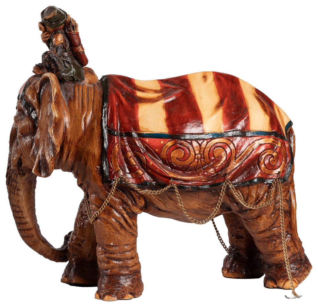 Model circus wagon and elephant. - 4