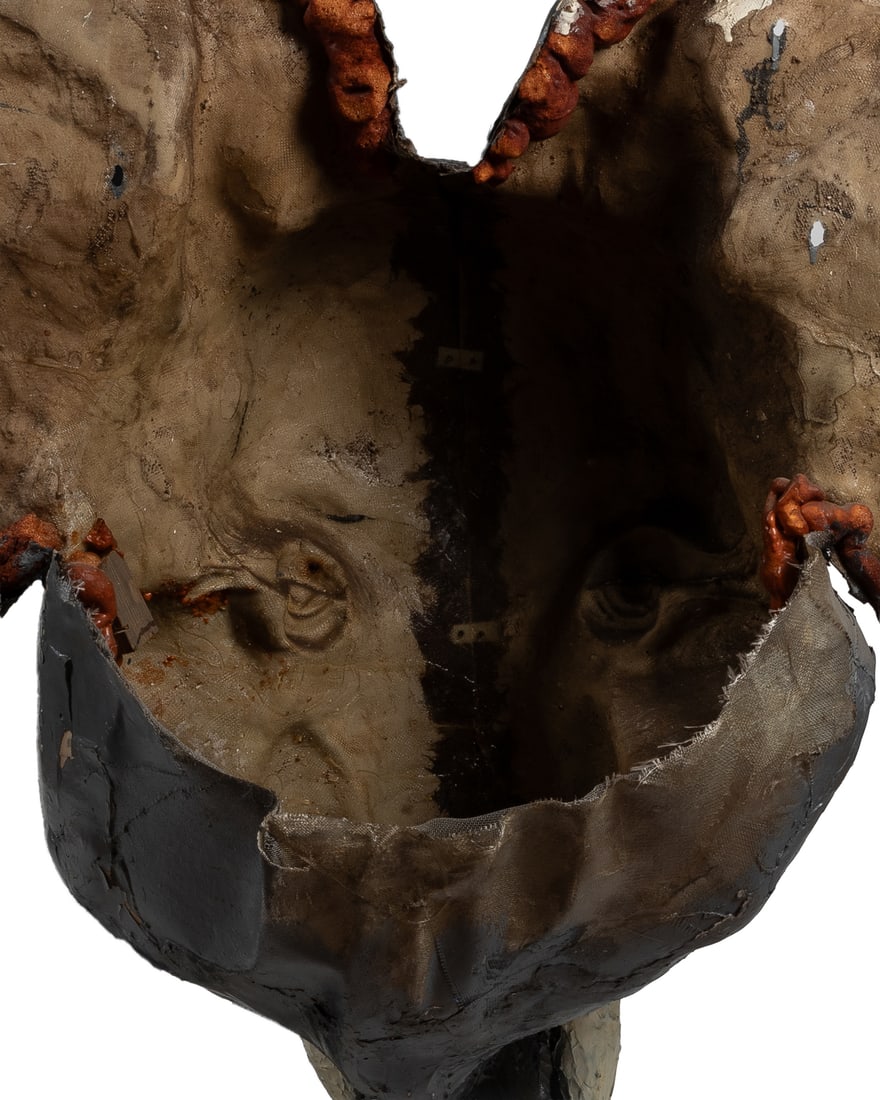 Elephant head bust. - 3
