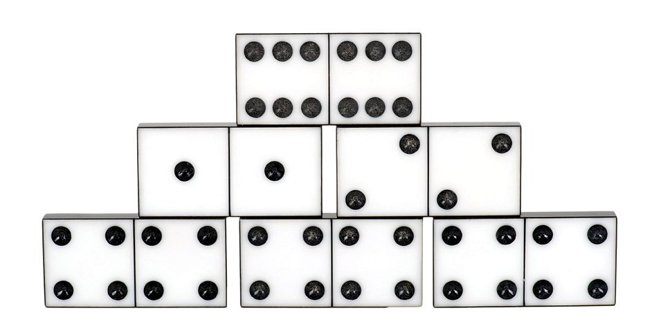 335. Domino Set. Holland, Eddy Taytelbaum, ca. 1970.: 335. Domino Set. Holland, Eddy Taytelbaum, ca. 1970. Set of five double-sided dominoes and one single-sided domino. Inlaid spots. Good condition.
