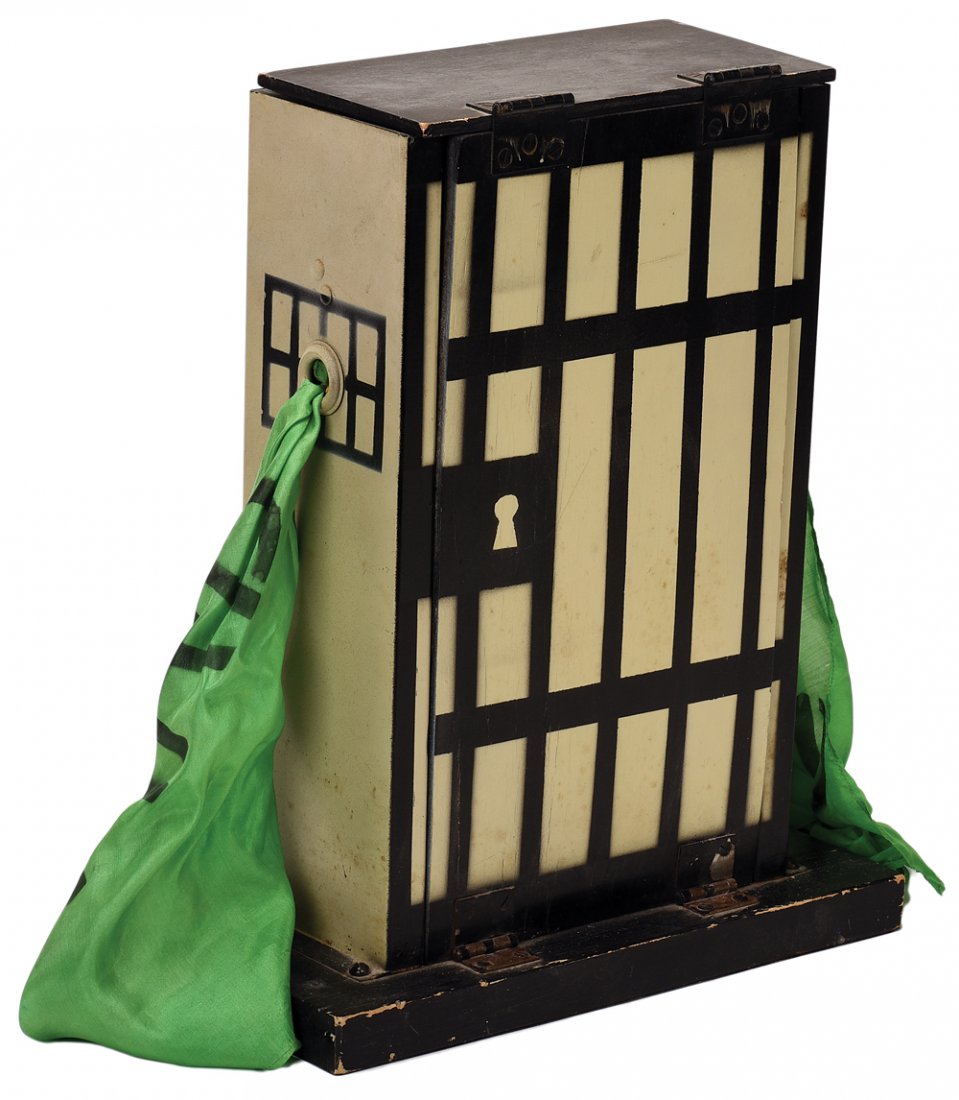 Houdini Handkerchief Escape. Chicago, Ireland Magic.: Houdini Handkerchief Escape. Chicago, Ireland’s ca. 1955. Two green handkerchiefs are tied to a yellow hank, which are placed in a “jail.” The yellow hank – representing Houdini – escapes fr