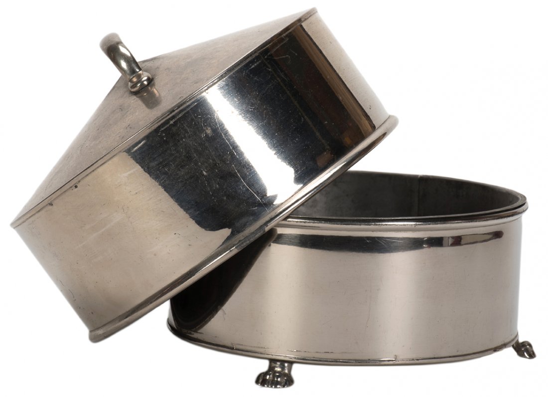 Dove Pan. New Haven, P&L), Mysto Magic, ca. 1915.: Dove Pan. New Haven, Petrie & Lewis (P&L)/Mysto Magic, ca. 1915. An early model from this famous manufacturer of magic props. With claw feet. The pan’s lid has been made of rolled metal joined by so