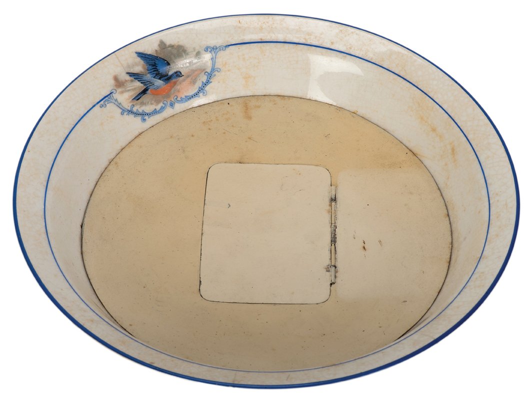 Soup Plate Production. New Haven, Petrie & Lewis, 1915.: Soup Plate Production. New Haven, Petrie & Lewis (P&L), ca. 1915 [?]. An empty china bowl plate visibly fills with flowers or other small objects. Spring loaded trap. 9” diameter. Very good working 
