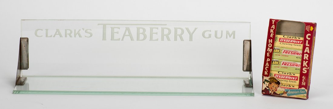 574. Two Clark’s Teaberry Gum Items. Nineteen sticks of (1 of 1)