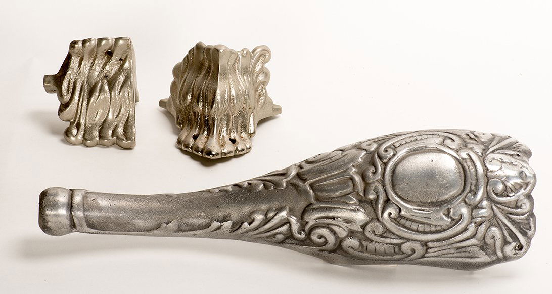 694. Ten Recast Aluminum Legs For Arcade Machine. (1 of 1)