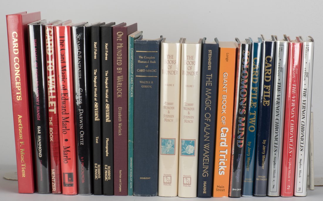 [Miscellaneous] Collection of Books on Card Magic and (1 of 1)