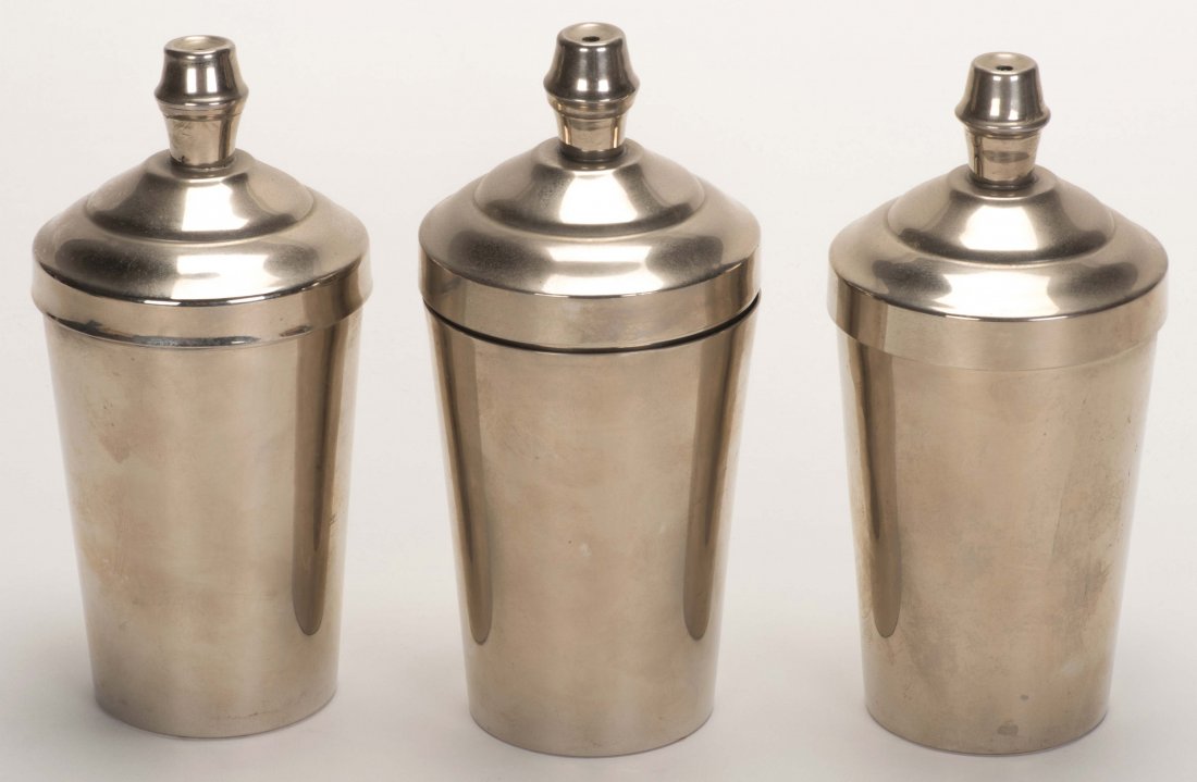 Café Express. Paris: Mayette Magie Moderne, ca. 1950. A: Café Express. Paris: Mayette Magie Moderne, ca. 1950. A transformation of paper shavings (or bran) placed in three nickel-plated cups, into hot coffee, sugar, and milk, respectively. Each cup stamped