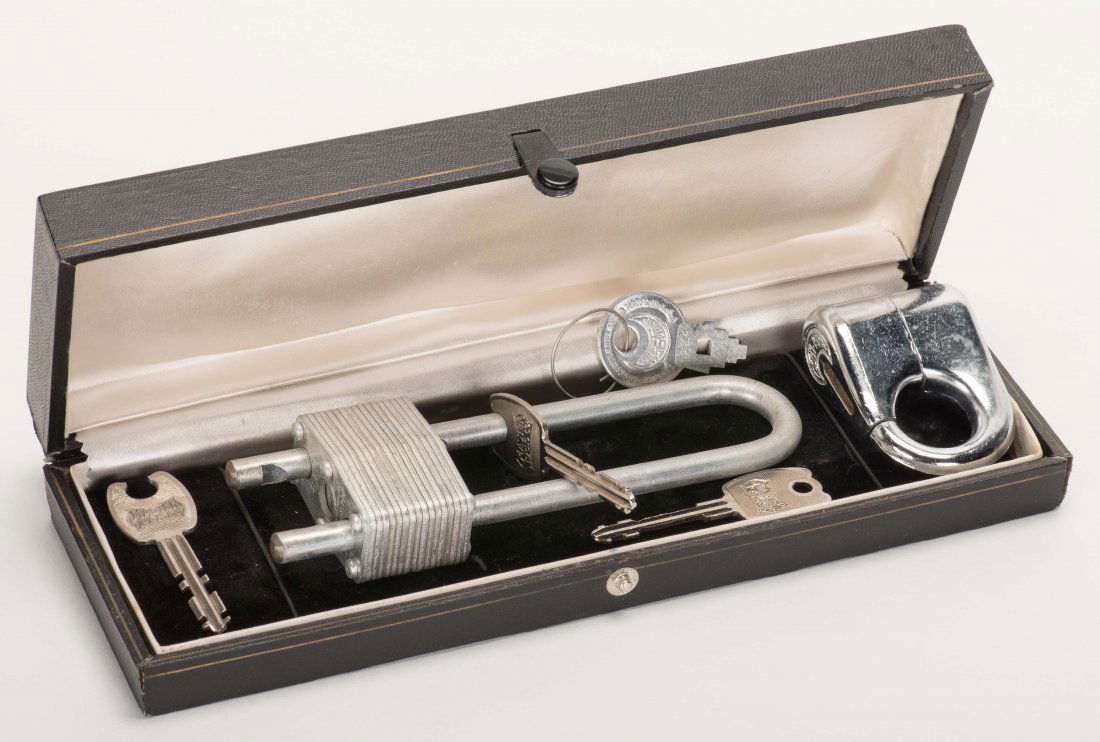 Laff Riot. New York: Richard Himber, ca. 1964. The key (1 of 1)