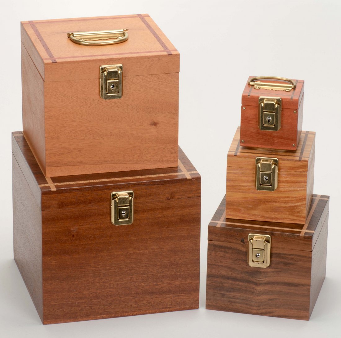 Nest of Boxes. Cashmere, Wash.: Babcock, 2000. Set of (1 of 1)