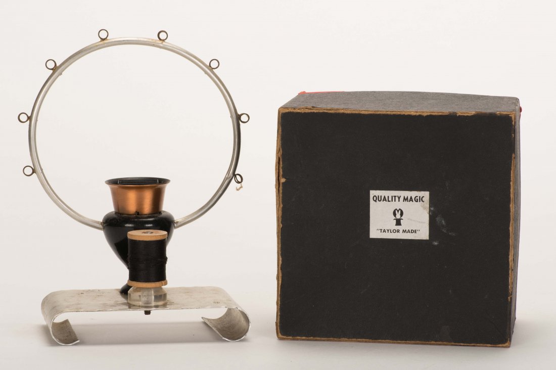 Razor Blade Trick. North Hollywood, Merv Taylor, ca. (1 of 1)