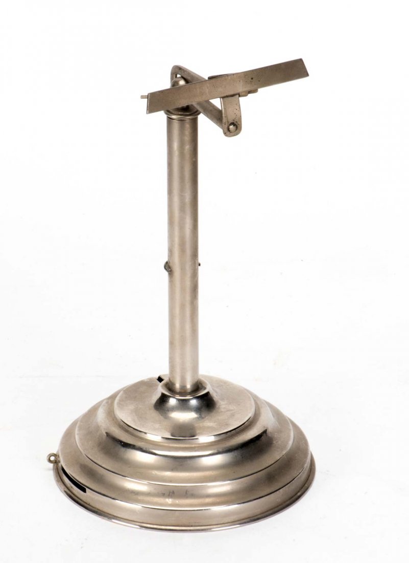 Card in Balloon. Hamburg: Janos Bartl, ca. 1930. A (1 of 1)