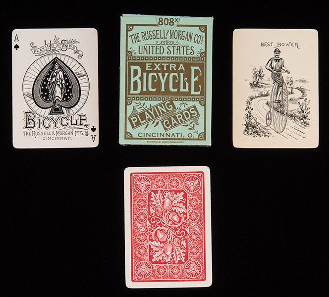 Russell & Morgan Bicycle 808 Playing Cards With Acorn (1 of 1)