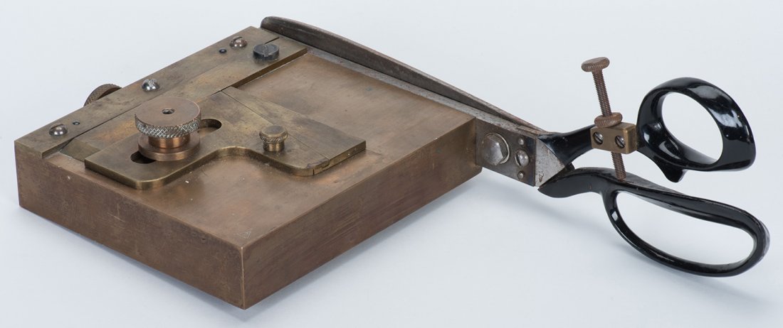 Card Trimmer. George Graham, ca. 1940. Brass scissors (1 of 2)