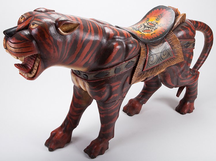 Large Carousel Roaring Lion Figure. Manufacturer (1 of 3)