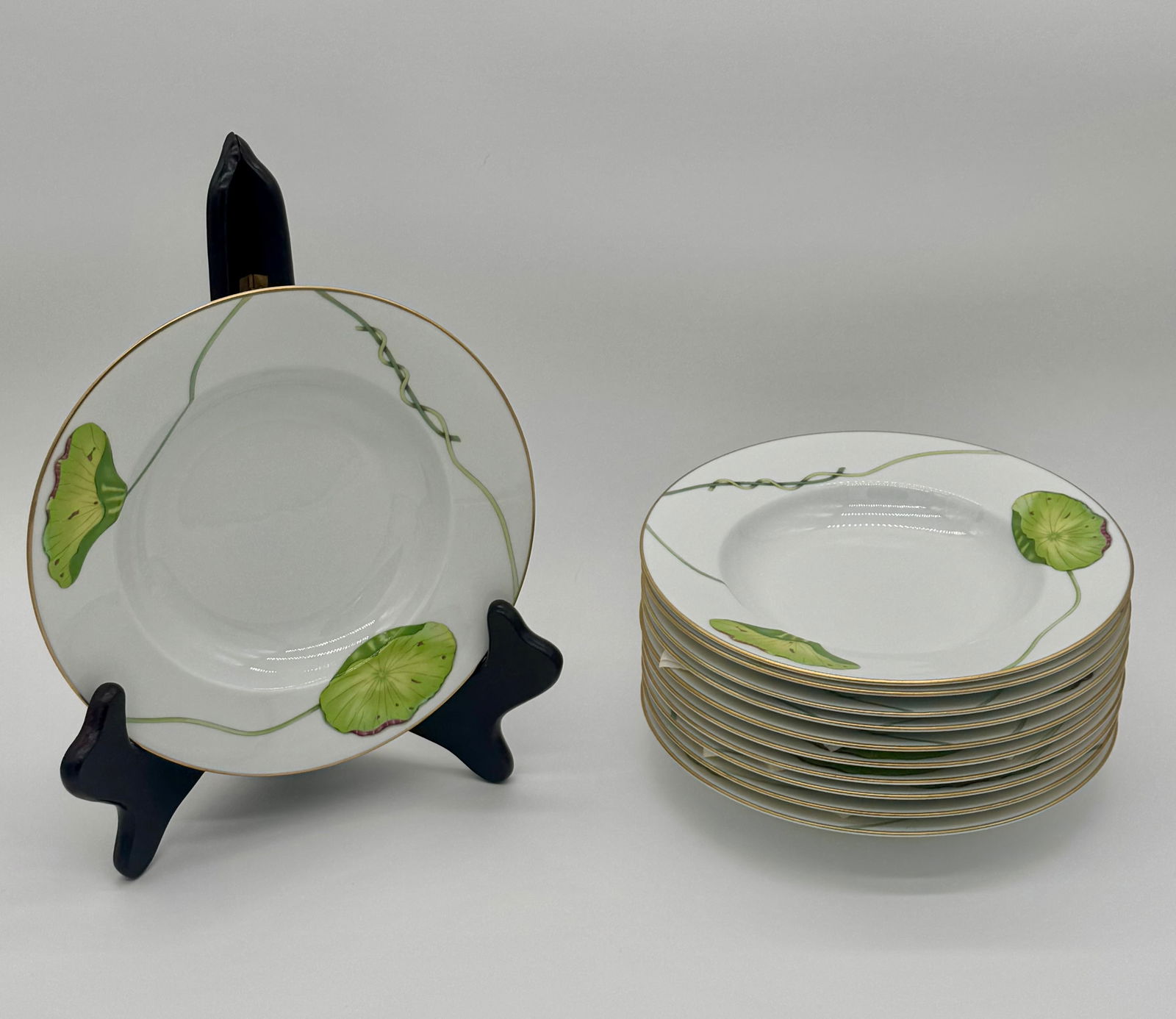 Set of Twelve Hermès NIL Porcelain Waterlilly Soup/Salad Bowls-8 7/8 in.X 1 1/2 in.: A refined and rare set of twelve Hermès NIL Waterlilly porcelain bowls, measuring 8?7/8?in. in diameter and 1?1/2?in. deep, ideal for soup, salad, or dessert service. The NIL pattern, named for the N